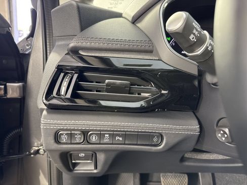 New 2026 Acura MDX SH-AWD w/ Advance Package image 13