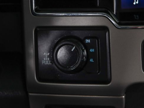 Used 2022 Ford F250 Lariat w/ Lariat Ultimate Package image 22