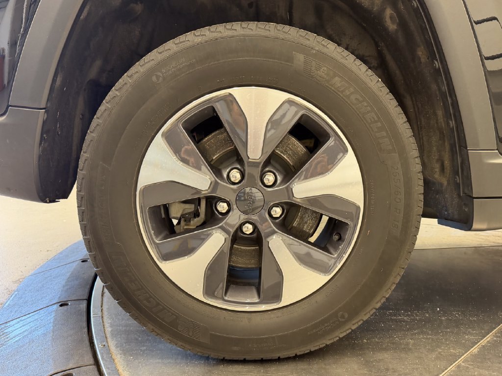 Used 2023 Jeep Grand Cherokee 4WD 4xe image 10