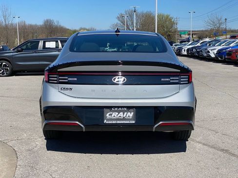 New 2026 Hyundai Sonata SEL FWD image 6