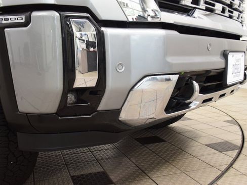 Used 2024 GMC Sierra 2500 Denali w/ Denali Reserve Package image 10