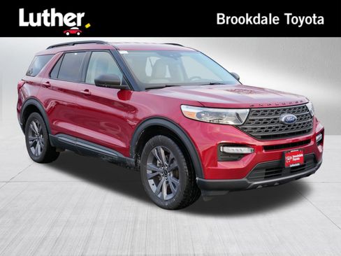 Used 2021 Ford Explorer XLT w/ Equipment Group 202A image 1
