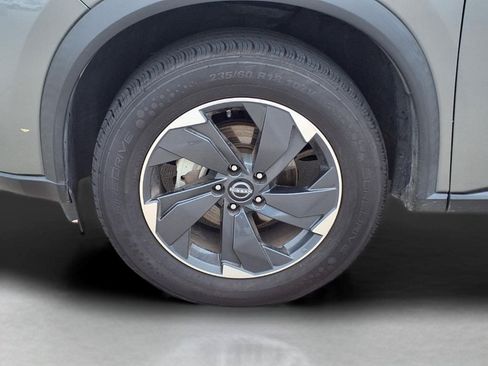 Used 2024 Nissan Rogue SV AWD/4WD image 11