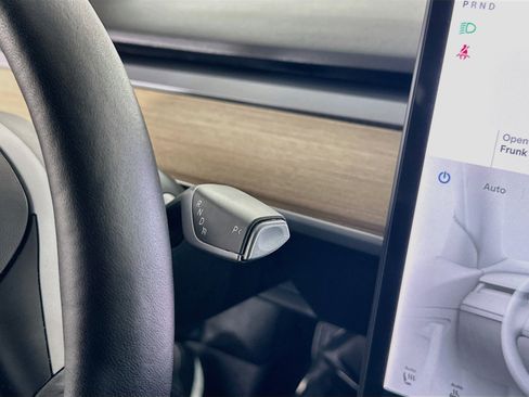 Used 2021 Tesla Model 3 Standard Range Plus RWD image 24