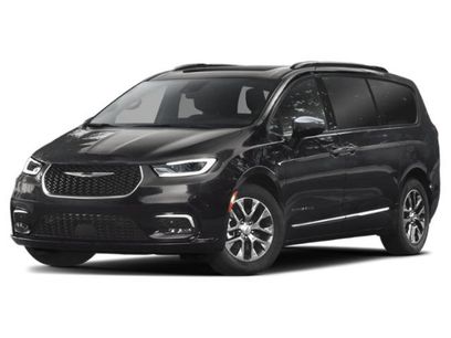 Certified 2025 Chrysler Pacifica Select