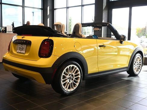 New 2026 MINI Cooper S image 7