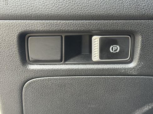 Used 2023 Hyundai Santa Fe SEL FWD image 19