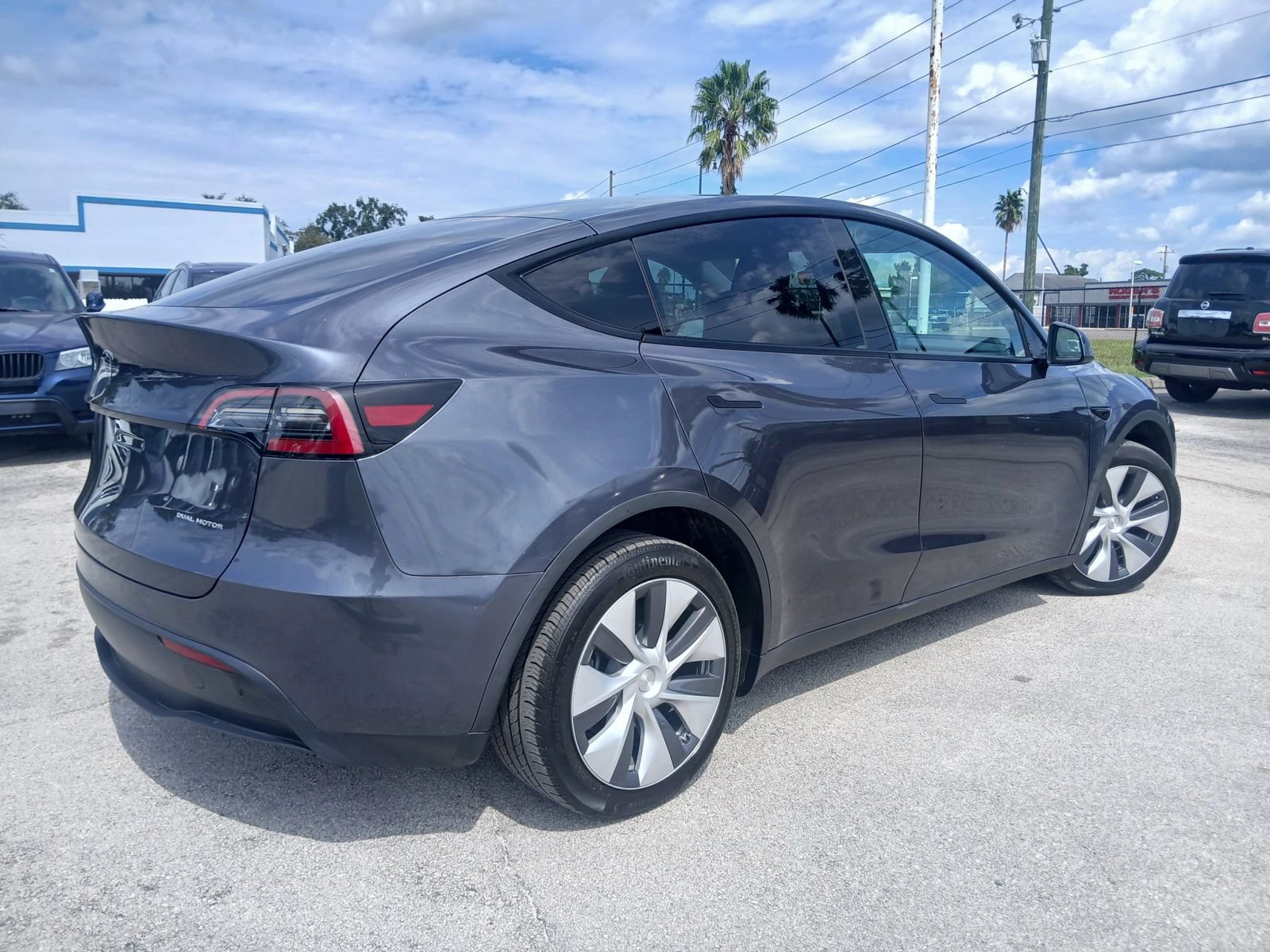 Used 2023 Tesla Model Y Long Range AWD/4WD image 6