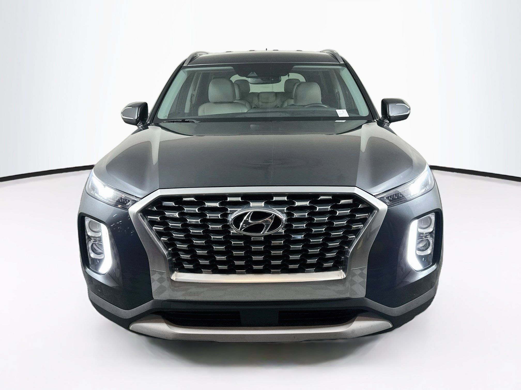 Used 2020 Hyundai Palisade SEL FWD image 2