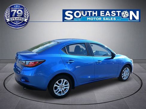 Used 2017 Toyota Yaris iA FWD image 7