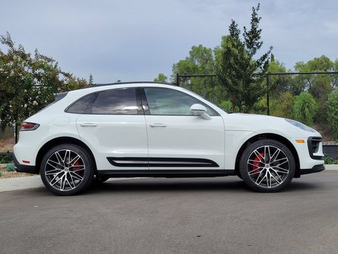 New 2025 Porsche Macan S AWD/4WD image 8