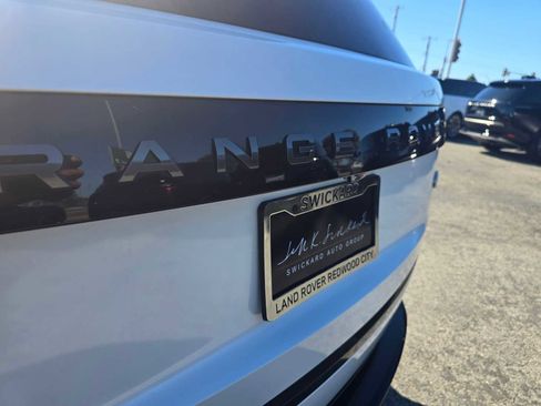 Certified 2023 Land Rover Range Rover SE image 16