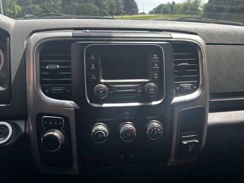 Used 2014 RAM 1500 Big Horn image 13