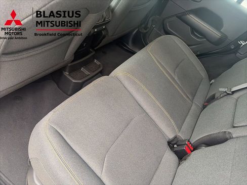 Used 2025 Jeep Wrangler Unlimited Sahara w/ Safety Group image 34