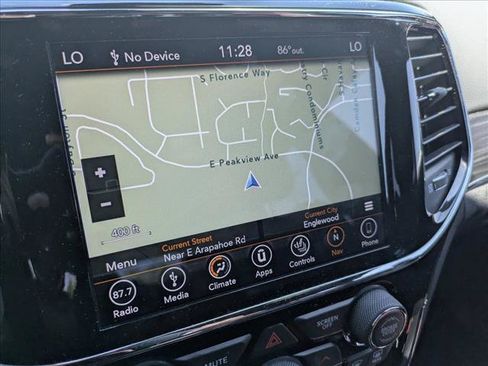 Used 2019 Jeep Grand Cherokee Limited w/ Luxury Group II AWD/4WD image 12