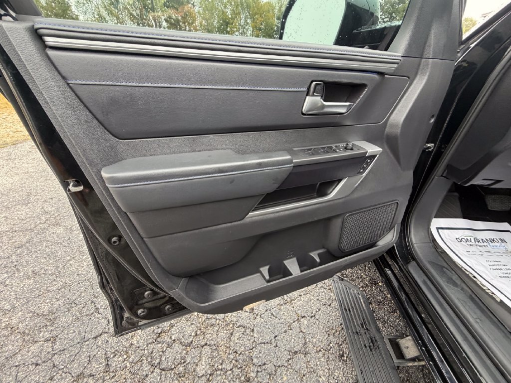 Used 2024 Toyota Sequoia Platinum AWD/4WD image 12