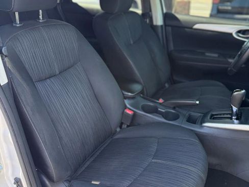 Used 2018 Nissan Sentra SV FWD image 12