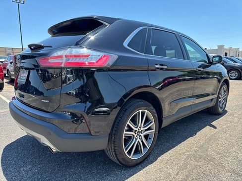 Used 2024 Ford Edge Titanium w/ Equipment Group 301A AWD/4WD image 4