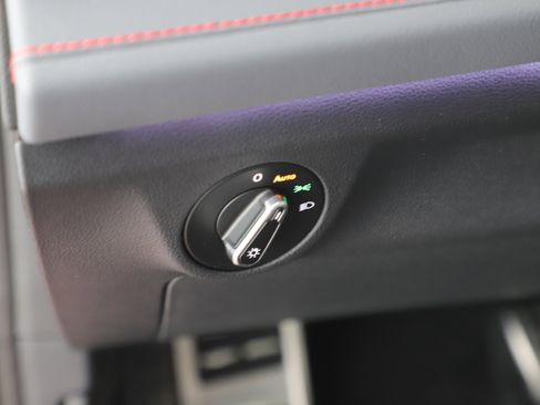 Used 2025 Volkswagen Jetta GLI Autobahn image 11