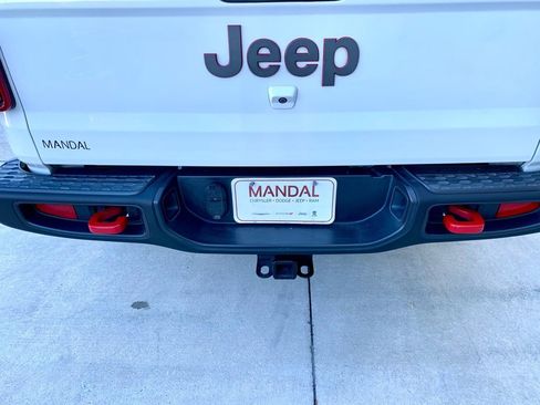 Used 2022 Jeep Gladiator Rubicon w/ LED Lighting Group image 19