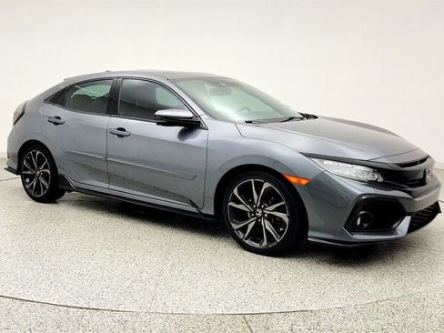 Used 2019 Honda Civic Sport Touring image 3