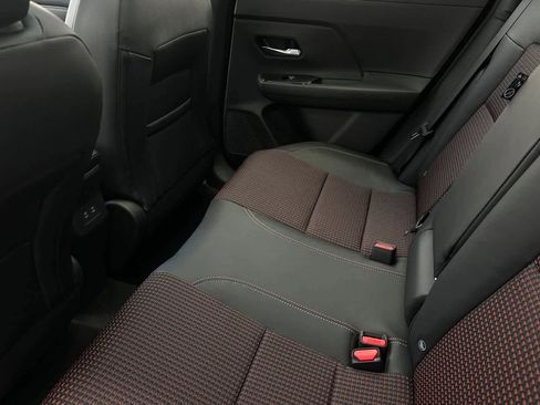 New 2026 Nissan Kicks SR image 5