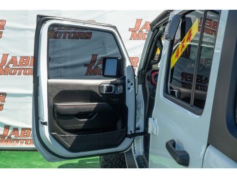 Used 2023 Jeep Wrangler Unlimited Rubicon 4xe AWD/4WD image 34