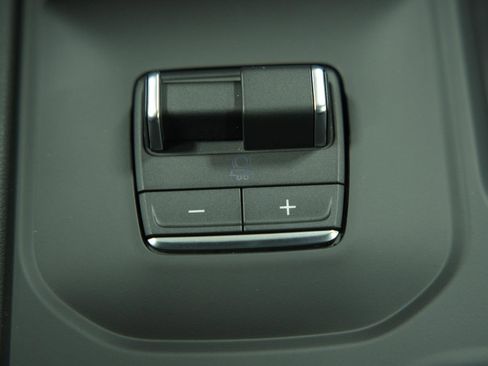 New 2026 GMC Sierra 2500 AT4 w/ AT4 Premium Plus Package image 40