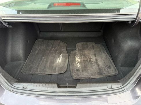 Used 2016 Chevrolet Cruze LT w/ Sun And Sound Package image 13