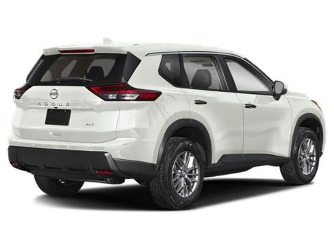 Used 2025 Nissan Rogue S FWD image 2