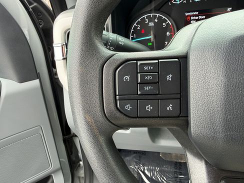 Certified 2025 Ford F250 XLT w/ Snow Plow Prep Package image 16