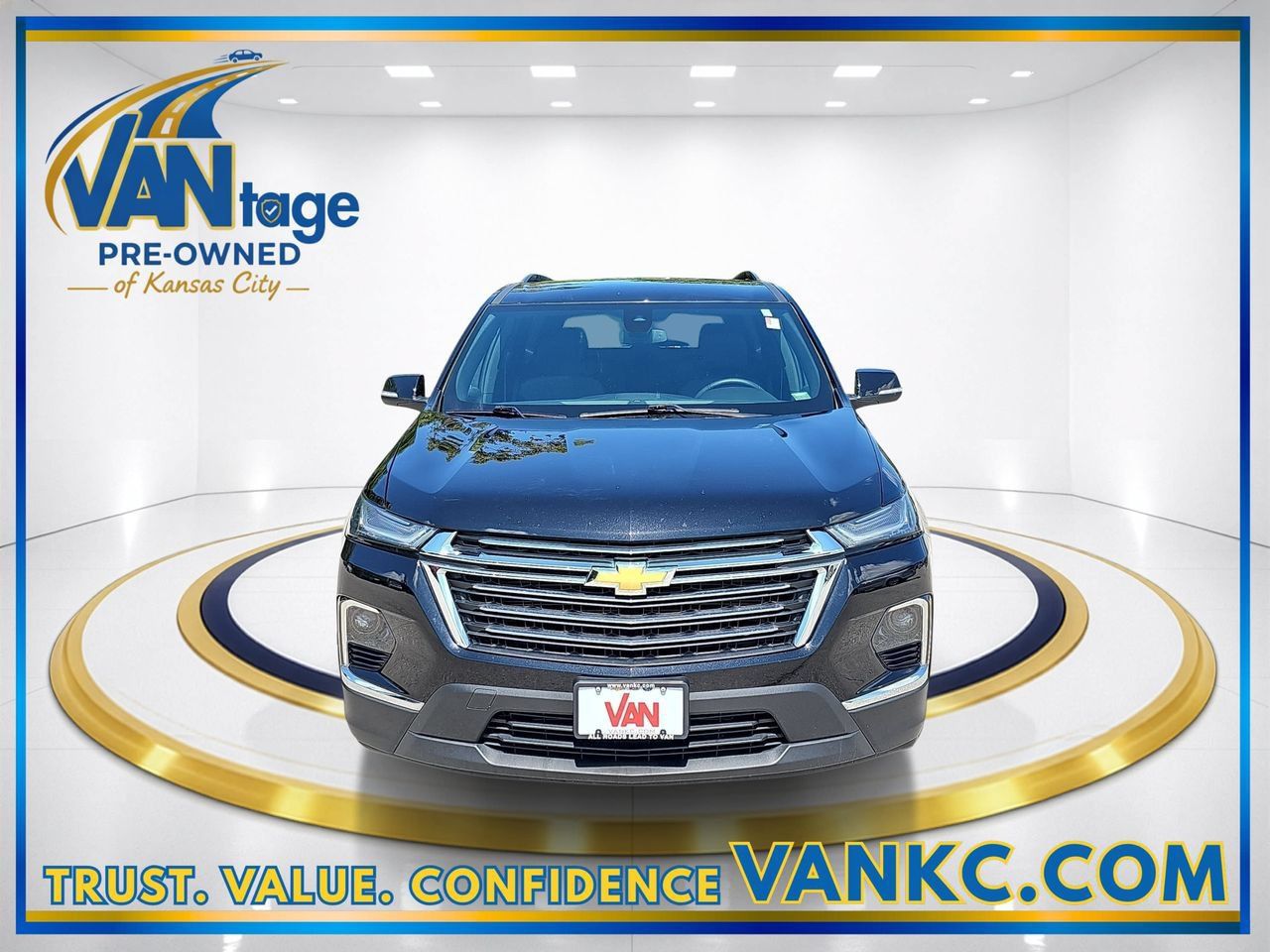 Certified 2023 Chevrolet Traverse LT FWD image 2