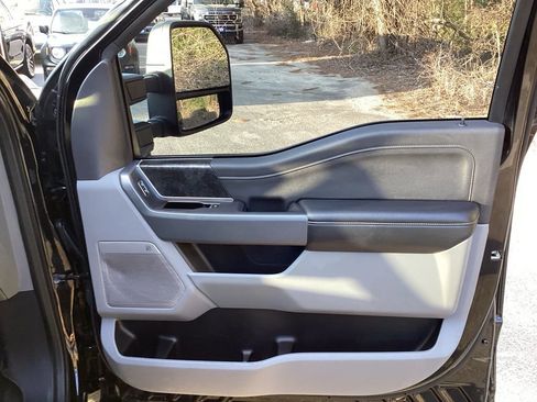 Used 2023 Ford F250 XLT w/ XLT Premium Package image 24