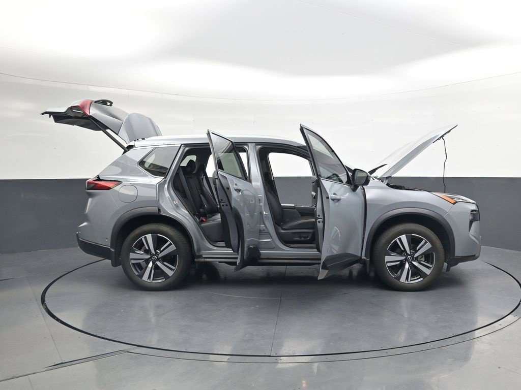 Used 2024 Nissan Rogue SL w/ SL Premium Package FWD image 45