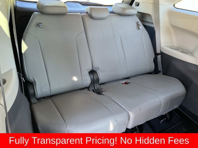 Used 2022 Toyota Sienna XLE FWD image 20