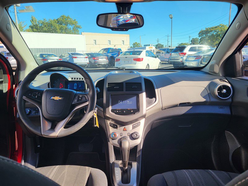 Used 2016 Chevrolet Sonic LT FWD image 12