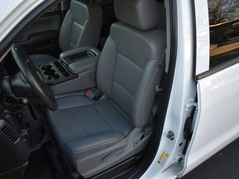 Used 2019 Chevrolet Silverado 2500 W/T w/ WT Convenience Package image 17