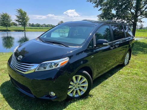 Used 2016 Toyota Sienna Limited Premium AWD/4WD image 1