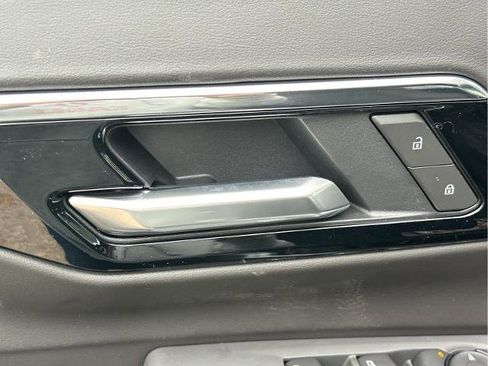 New 2026 Chevrolet Tahoe LS image 21