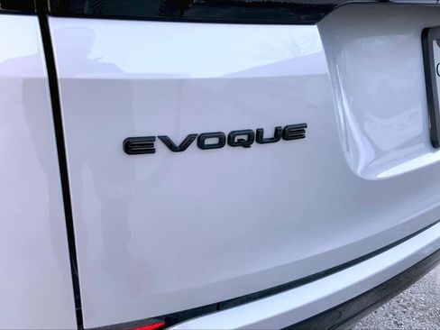 Used 2026 Land Rover Range Rover Evoque Dynamic SE image 10