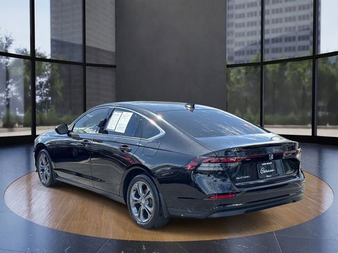 Used 2023 Honda Accord EX image 4