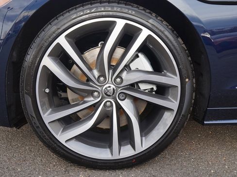 Used 2024 Jaguar XF R-Dynamic SE image 5