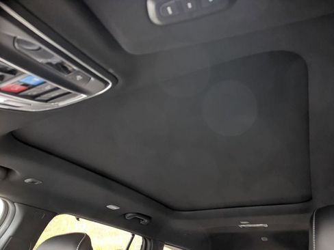 New 2025 Jeep Grand Cherokee L Limited w/ Luxury Tech Group II image 21