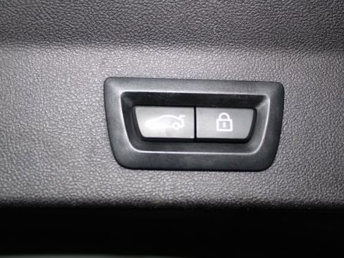 Used 2019 BMW X3 sDrive30i w/ Convenience Package RWD image 23
