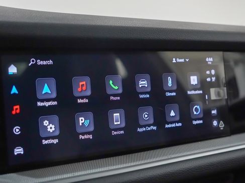 Certified 2025 Porsche Cayenne image 30