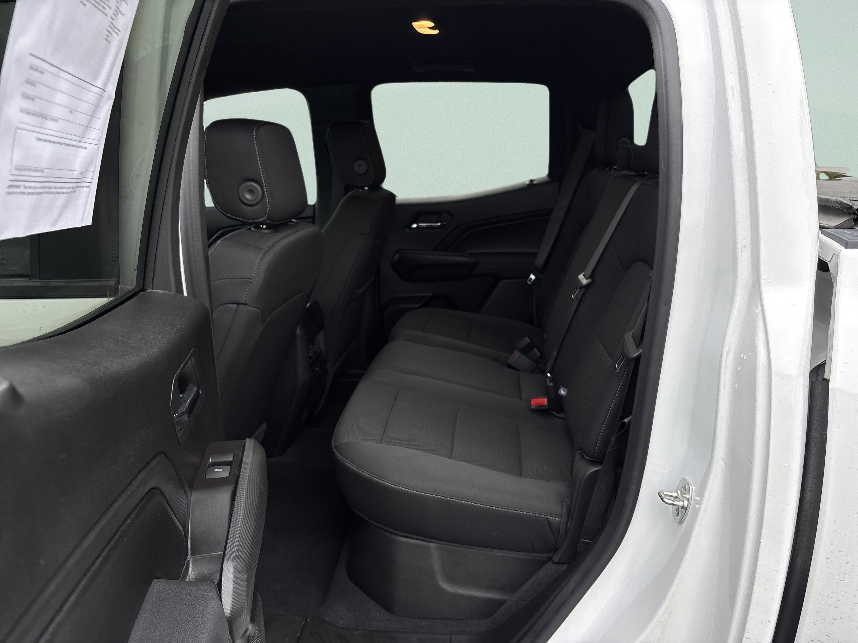 Used 2024 GMC Canyon Elevation AWD/4WD image 14
