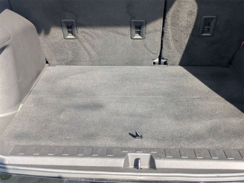 Used 2022 Chevrolet Equinox LT image 35