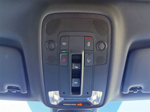 New 2025 Audi Q3 2.0T Premium image 26