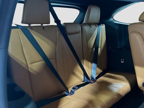 New 2026 Toyota Highlander Platinum image 27