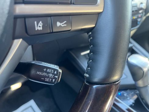 Used 2016 Lexus ES 350 image 19